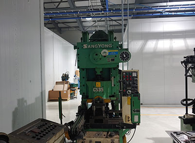 Broching m/c